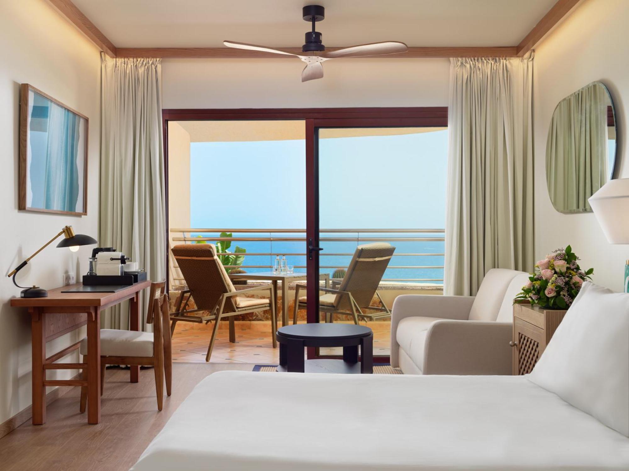 Deluxe Room,1722888058:JPEG